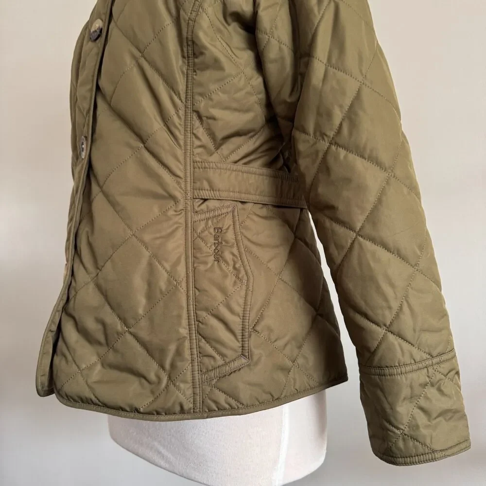 Barbour Nelson Quilted Jacket from The Barbour Tartan Collection | UK 12, US 8 - Picture 9 of 13